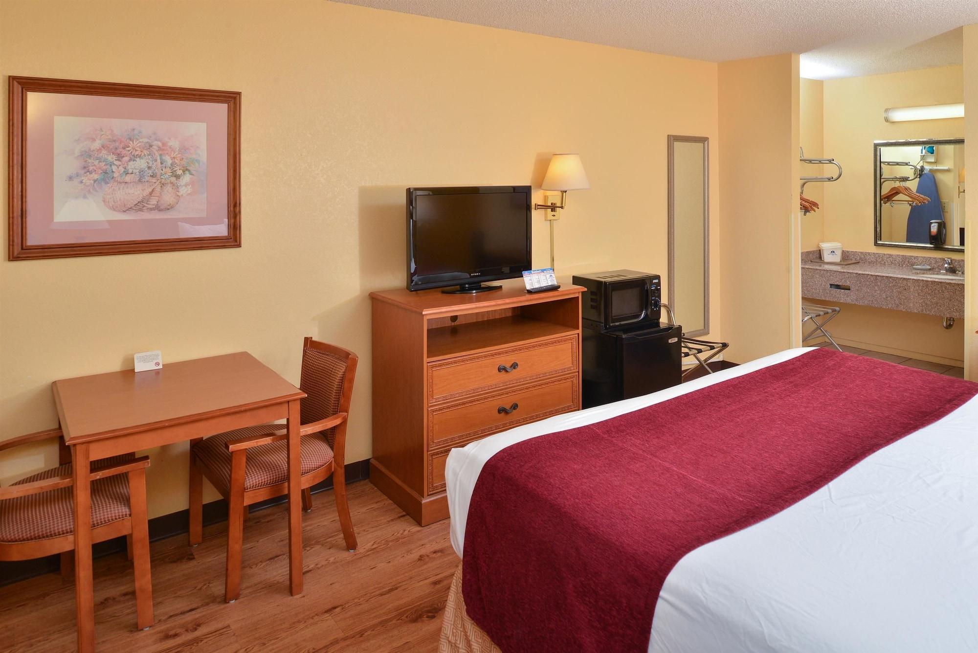 Days By Wyndham Hotel Boerne